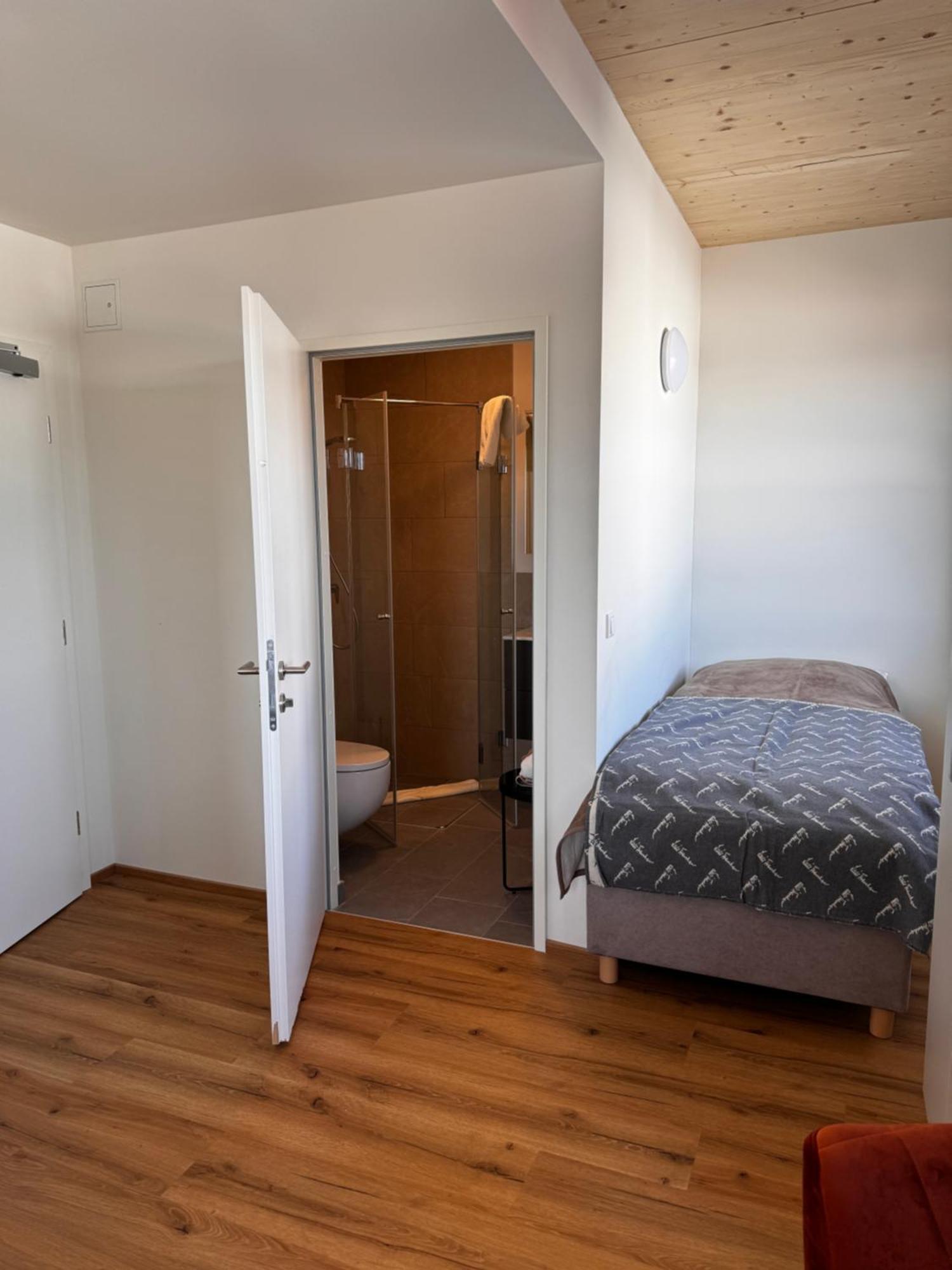 Glockneralm - Exklusiv Erreichbar Mit Skilift Bed & Breakfast