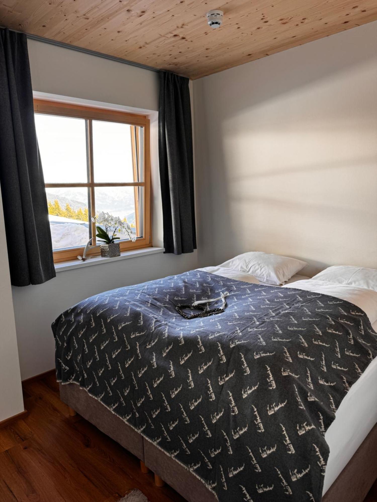 Glockneralm - Exklusiv Erreichbar Mit Skilift Zell am See